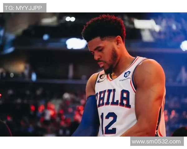 76人客场挑战猛龙期待精彩对决两队争夺季后赛席位的关键战役 76人客场挑战猛龙期待精彩对决两队争夺季后赛席位的关键战役