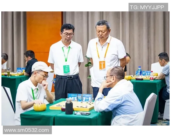 代勇与楚秉杰在国际乔氏大师赛中展开激烈对决引发围棋界热议 代勇与楚秉杰在国际乔氏大师赛中展开激烈对决引发围棋界热议
