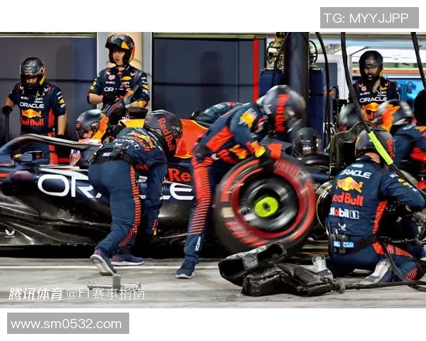 红牛官方:参谋马尔科博士将脱离车队,向其表明真诚的感谢 红牛官方:参谋马尔科博士将脱离车队,向其表明真诚的感谢